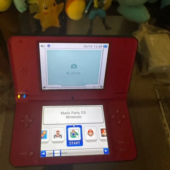 Modded Nintendo DSi XL - Mario 25th Included all Pokemon, Zelda, 350+ games - Picture 3 of 9